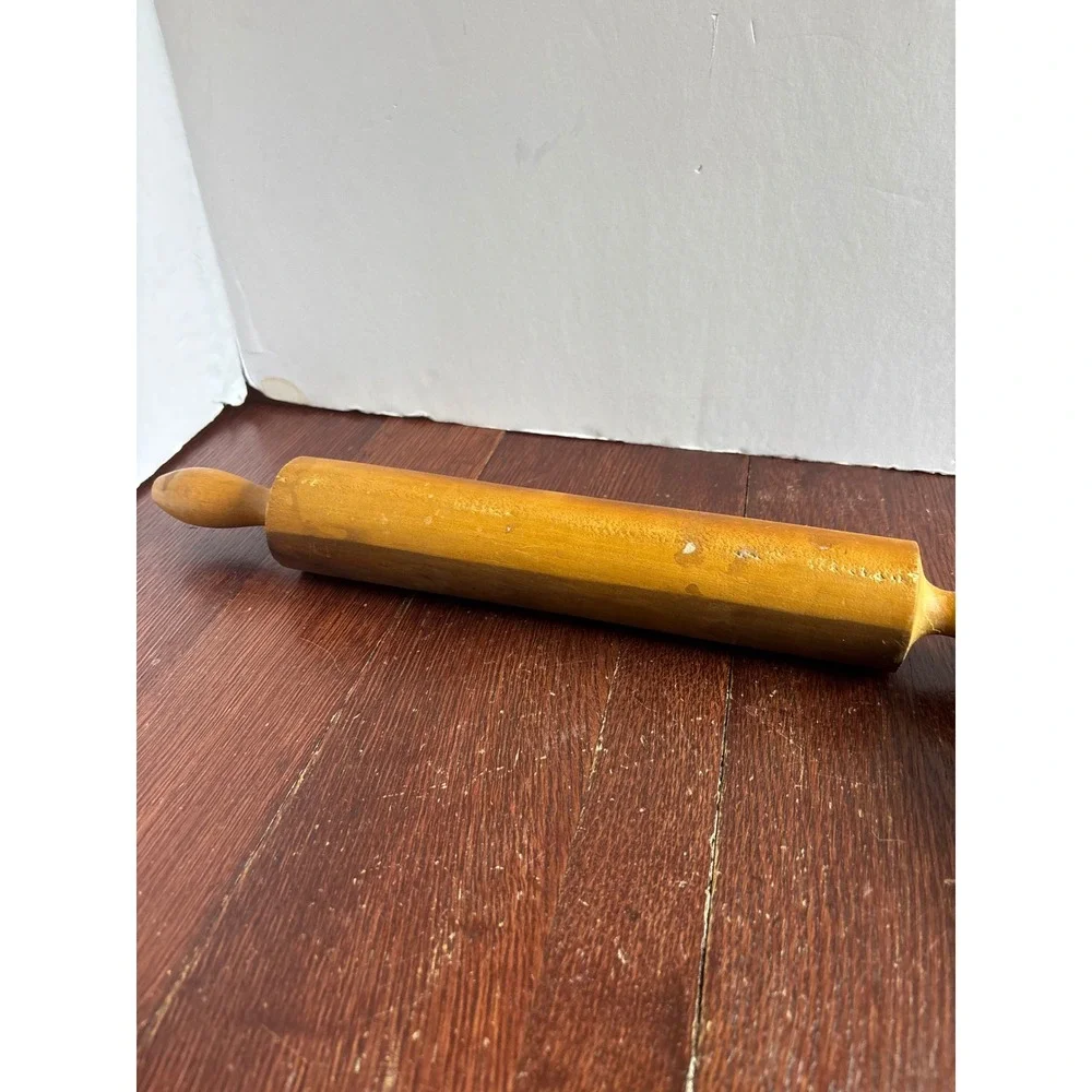 Vintage Wooden Rolling Pin 18 Inch Classic Farmhouse Kitchen Baking Tool